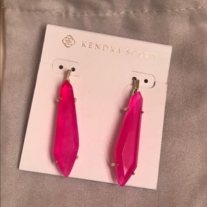 Kendra Scott “Grey” Earrings